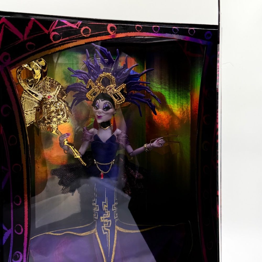Yzma - Picture 3 of 9